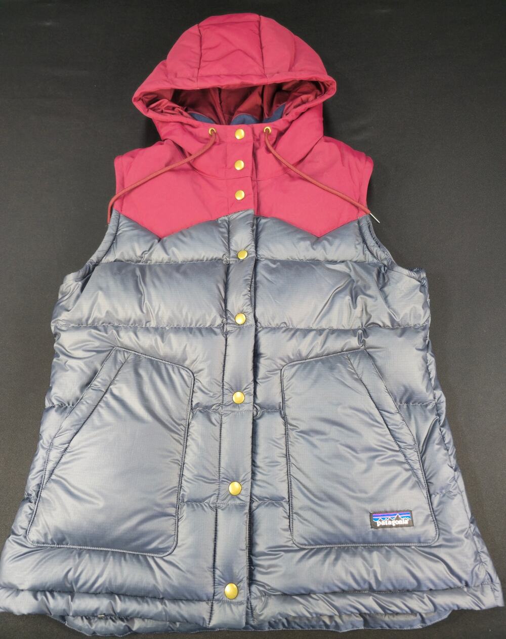 Patagonia Womens Large Down Puffer Vest Hooded Blue Burgundy Snap Front